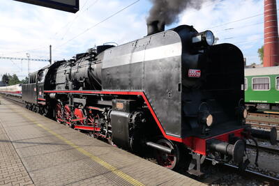 L1002983